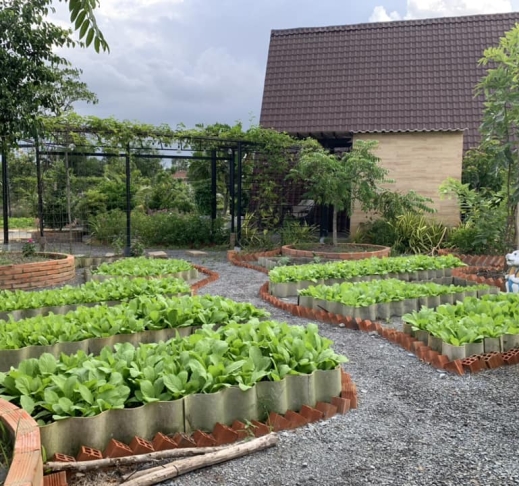 CHIPCHOP FARM
